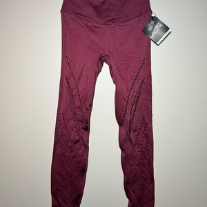 VS 7/8 length tights